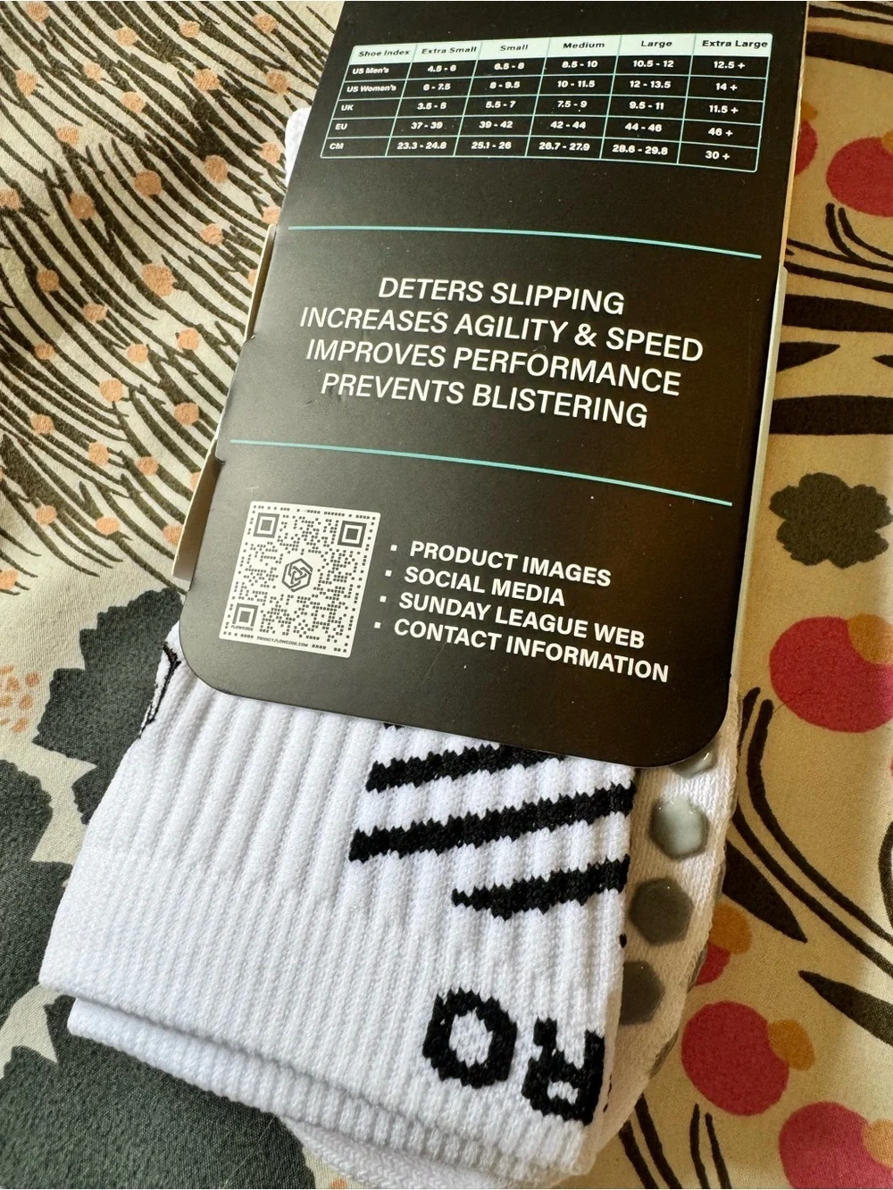 NEW Sunday League SL Pro Grip Socks Soccer White Size XL NWT